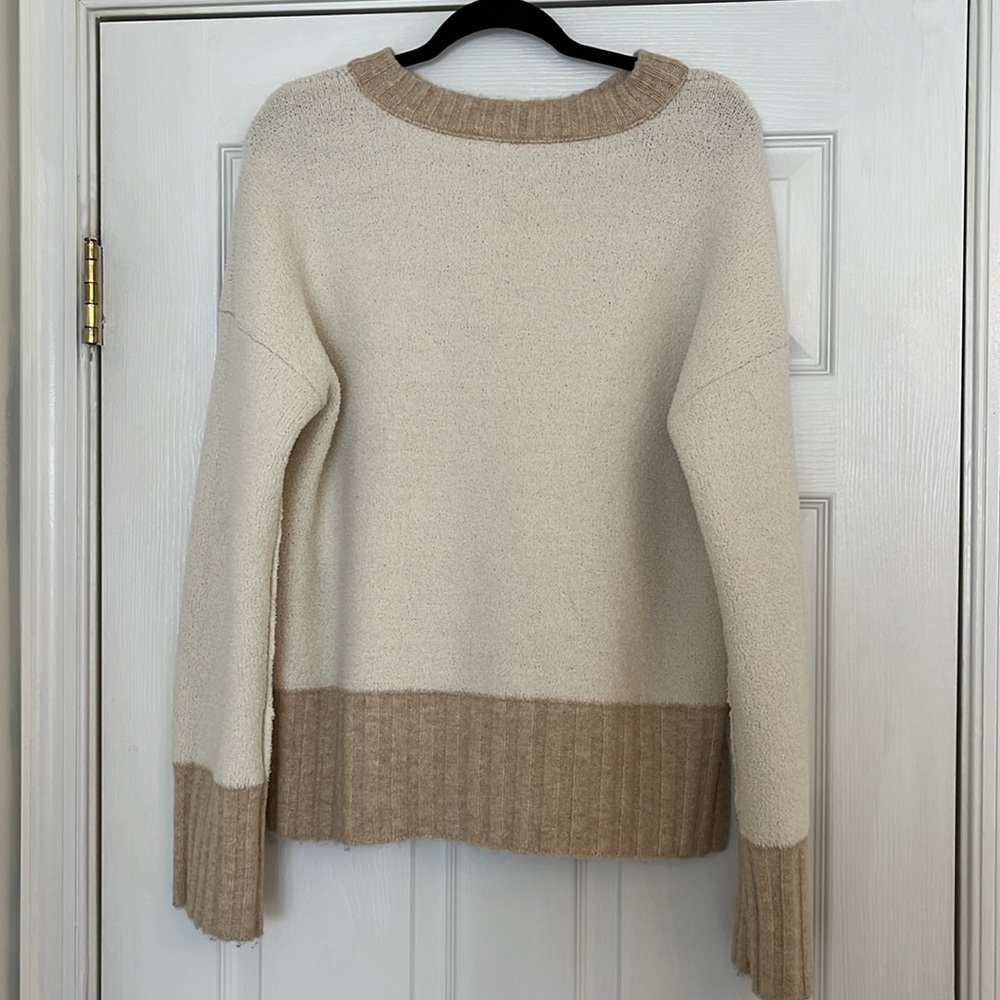 Reversible sweater - Picture 2 of 2